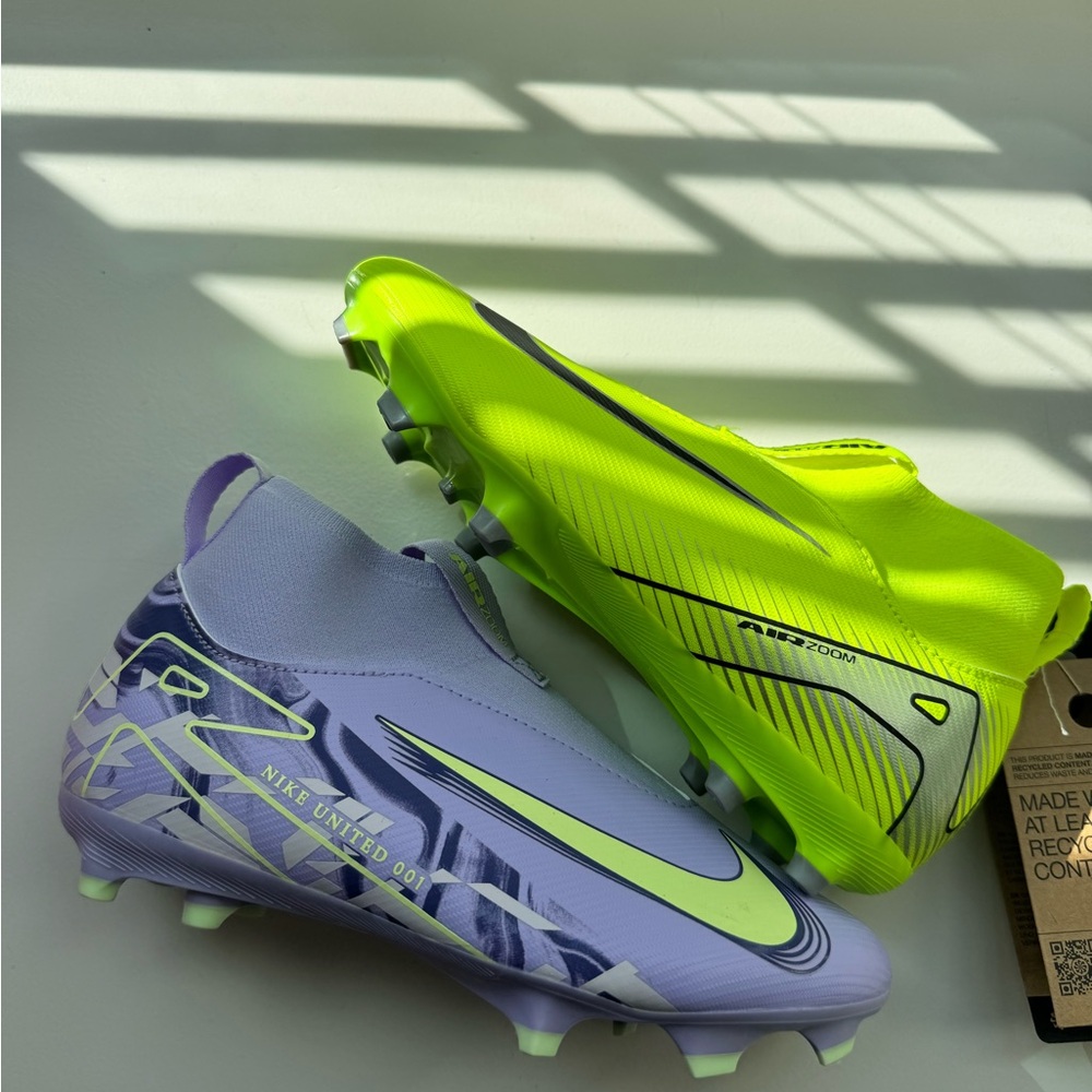 Nike Superfly 10 ACD Soccer boots size 1y